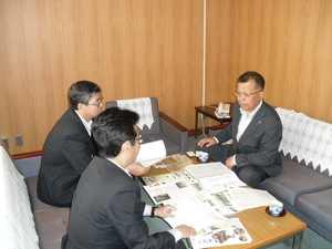 世田谷区長